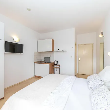 Apartman Cozy In Kastel Stafilic *